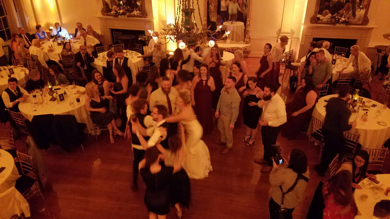 Taelyr + Christopher’s Hamilton Hall Wedding photo 4