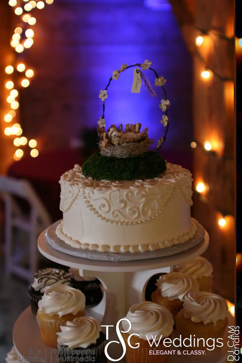 Wedding celebration and lighting at Smith Barn (Brooksby Farm), gallery photo 2