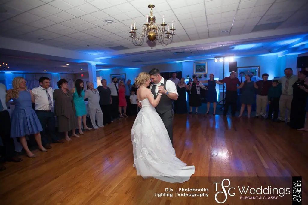 Wedding lighting at Salem Country Club