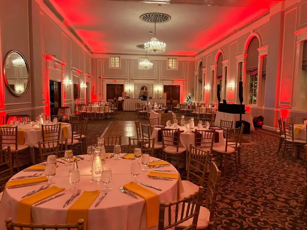 Wedding celebration and lighting at Hawthorne Hotel, gallery photo 17