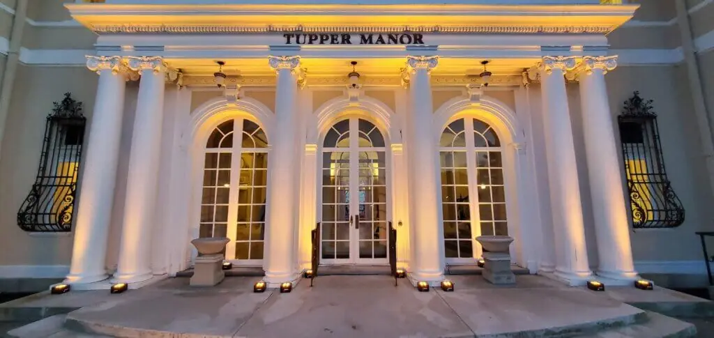 Wedding celebration and lighting at Tupper Manor, gallery photo 15
