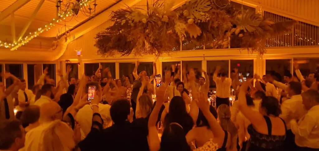Wedding celebration and lighting at Essex Resort & Spa, gallery photo 5